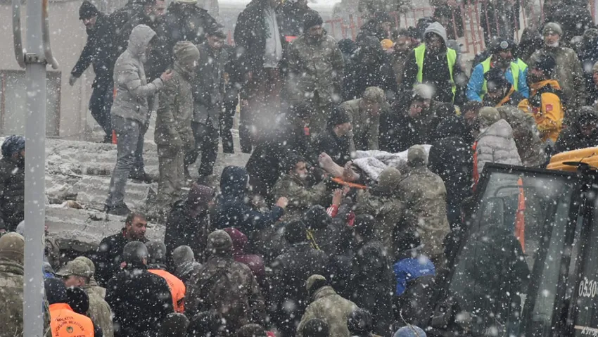 Depremin vurdugu illerde hava durumu nasıl olacak Kamudanhaber