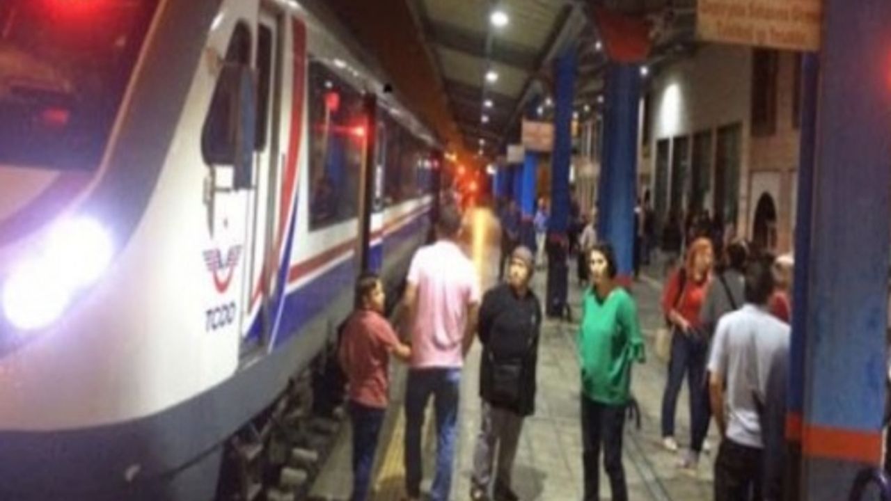 Başkentray ve Marmaray dışındaki tren seferleri durduruldu