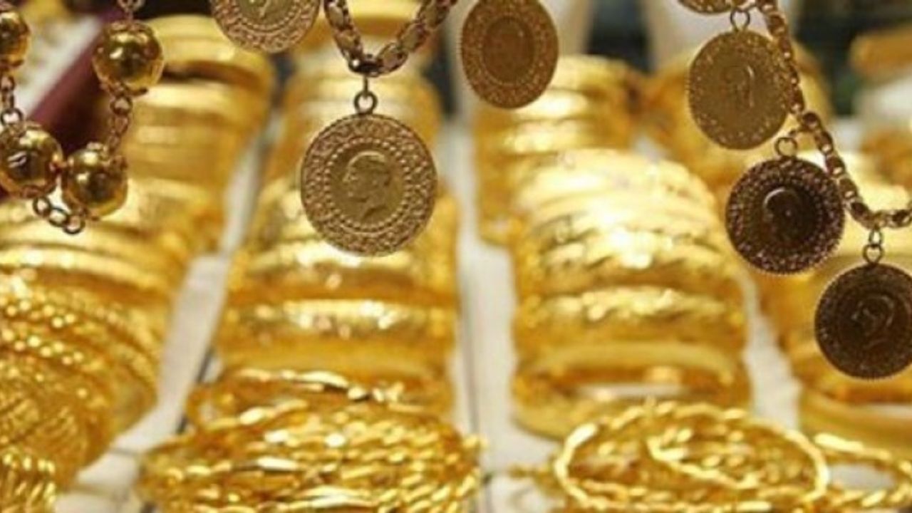 Çeyrek altın 673 lira, Cumhuriyet altını 2.728 liradan işlem görüyor