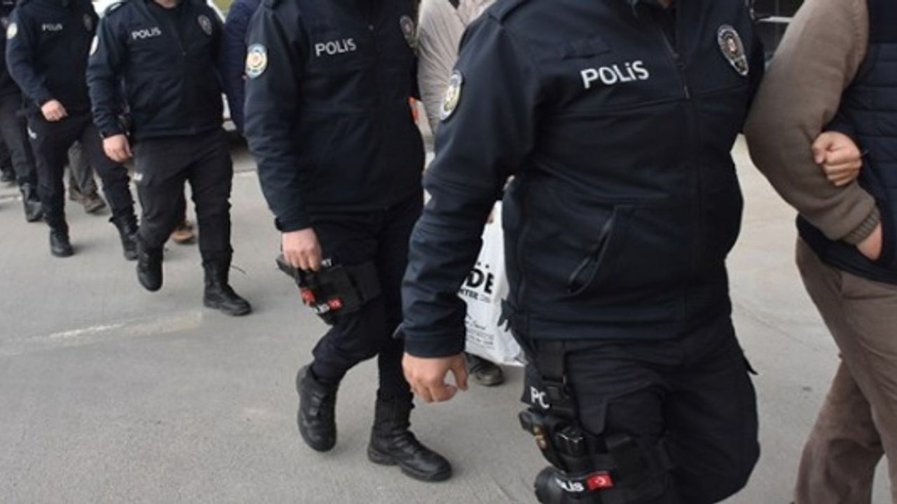 Edirne merkezli 11 ilde FETÖ operasyonu: 20 gözaltı