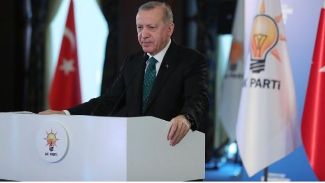 Erdoğan'dan yeni anayasa için iki kritik görüşme