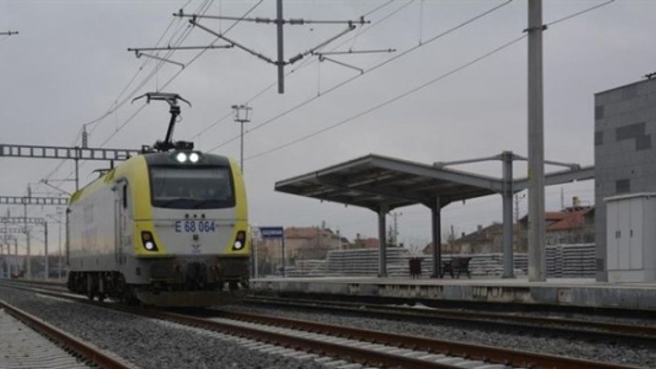Konya-Karaman Yüksek Hızlı Tren Hattında test sürüşleri başladı