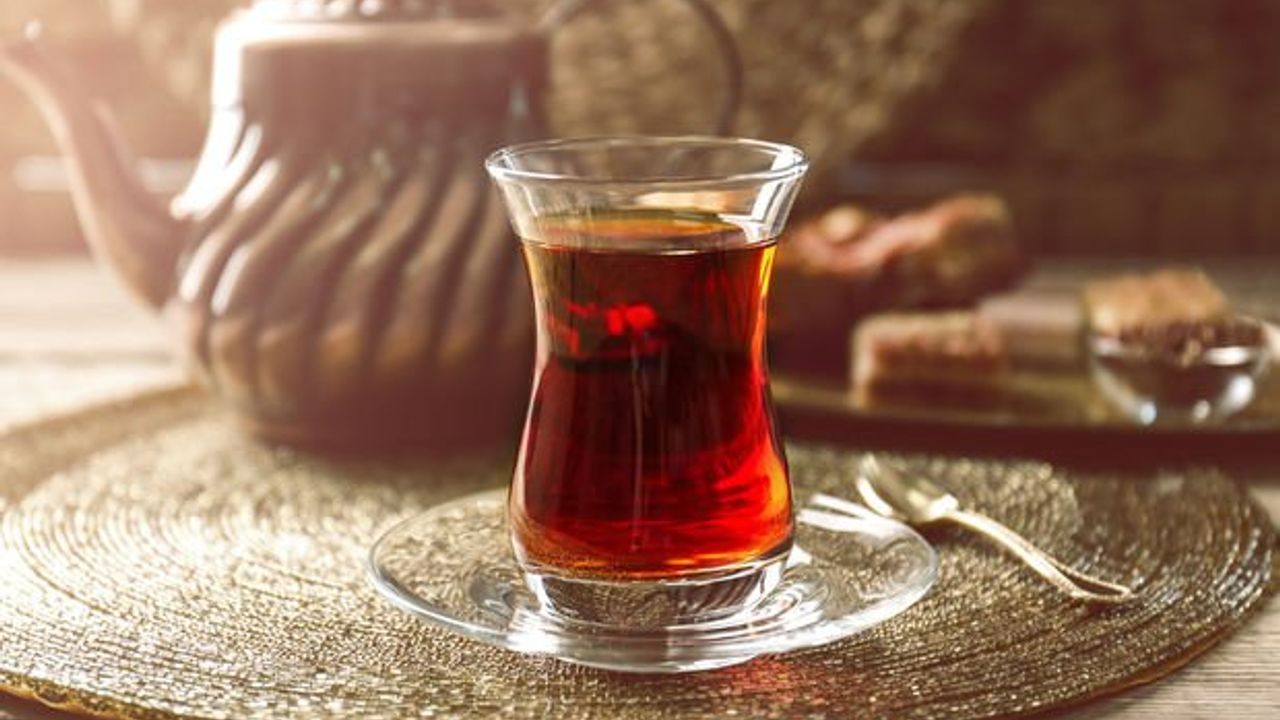 Uzmanlardan öneri: Vücut sağlığı için 5 bardak çay için
