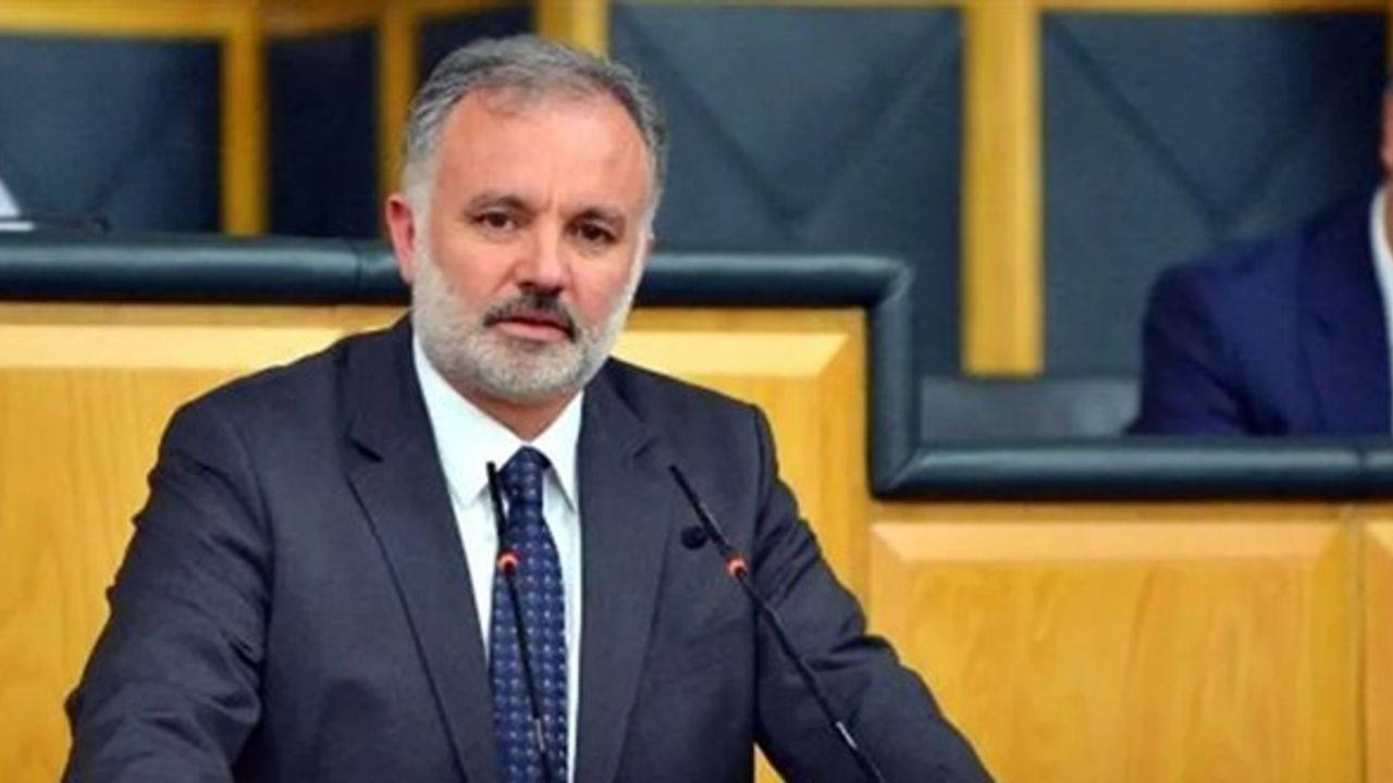 Ayhan Bilgen'in yeni partisi için kuruluş dilekçesi Bakanlığa verildi