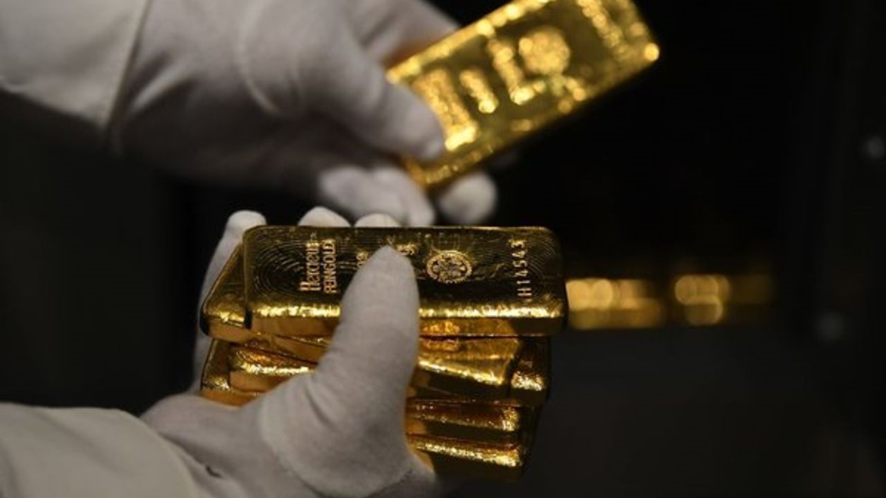 Son Dakika: Altın fiyatları TEPETAKLAK! Altın için düşüş sürecek mi: Mayıs ayı Fed faiz kararı ne olacak?