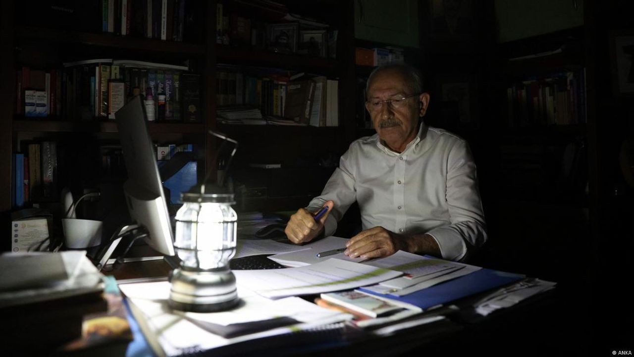 CHP lideri Kılıçdaroğlu faturayı ödedi, evinin elektriği açıldı