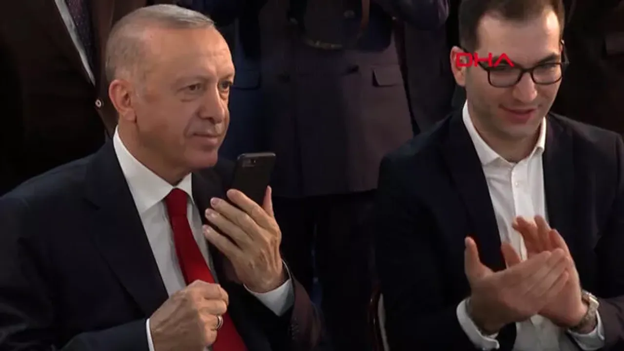 Öğrenciler istedi, Cumhurbaşkanı Erdoğan, Selçuk Bayraktar'ı arayıp 'söz' aldı