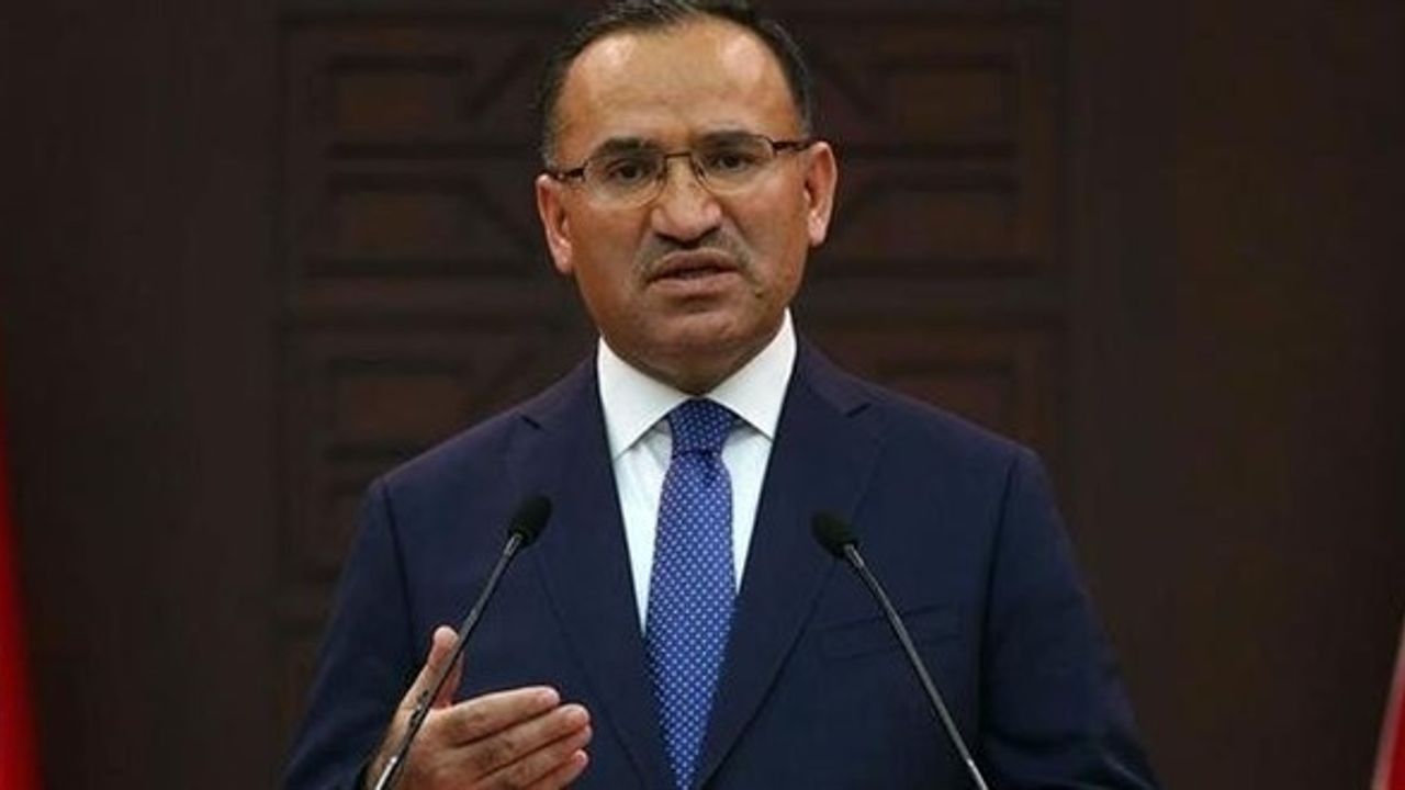 Adalet Bakanı Bozdağ'ın 23 Nisan mesajında FETÖ vurgusu