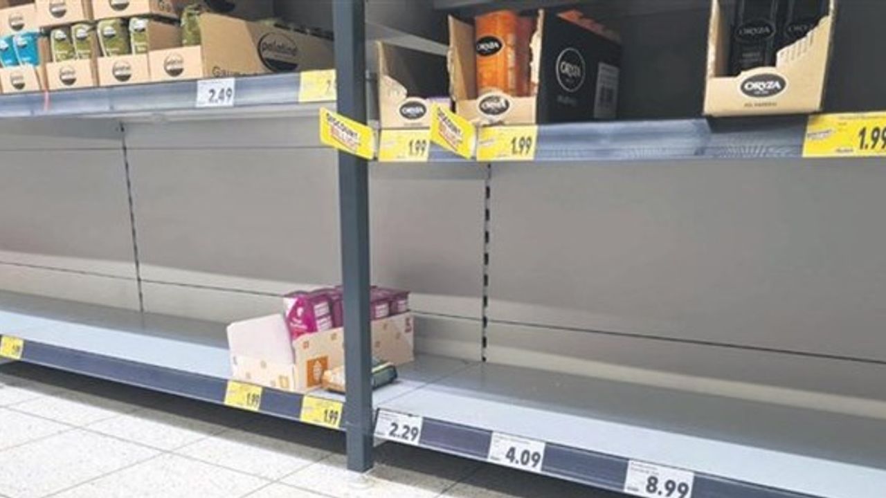 Almanya'da kıtlık korkusu! Marketlerde raflar boşaldı