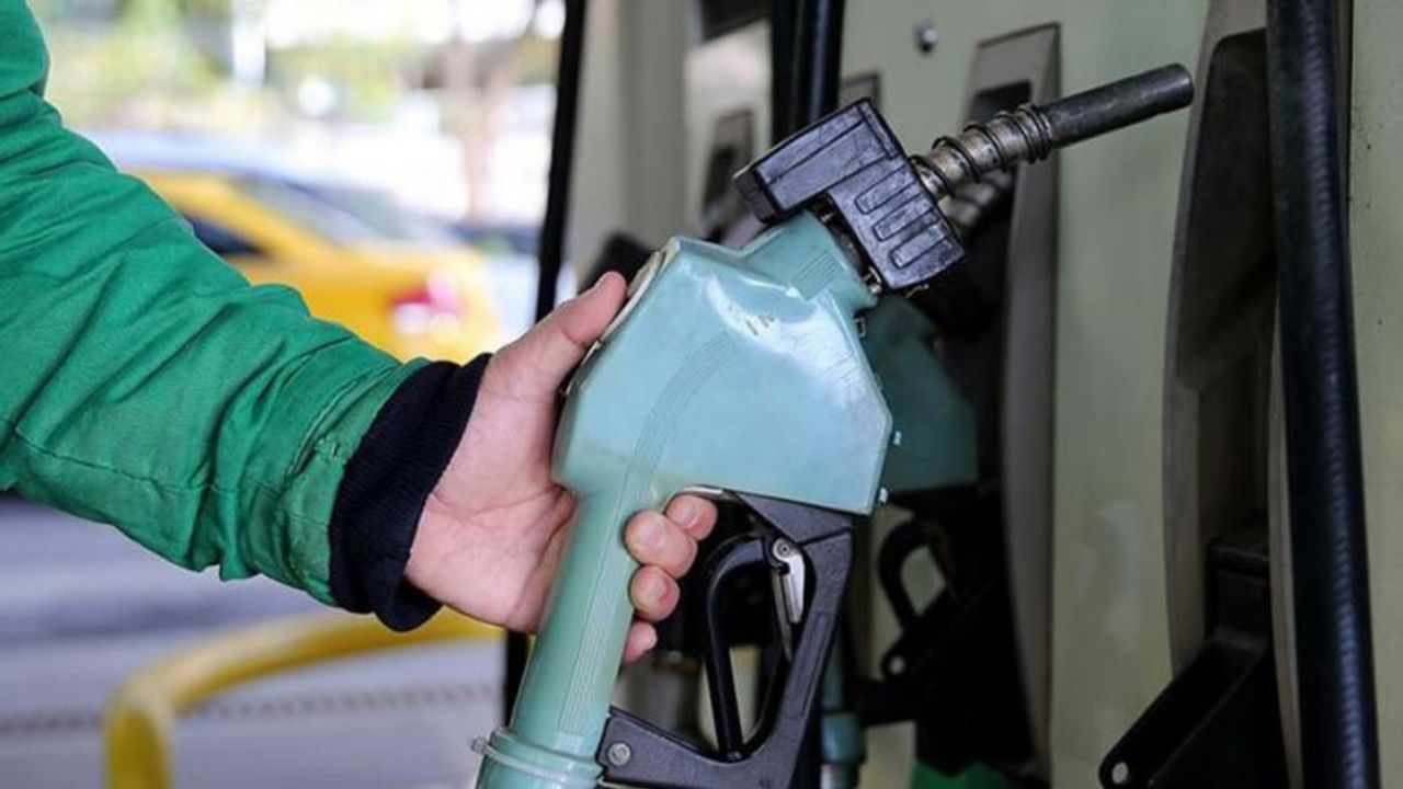 Petrol fiyatında düşüş sürüyor, akaryakıta yansımıyor