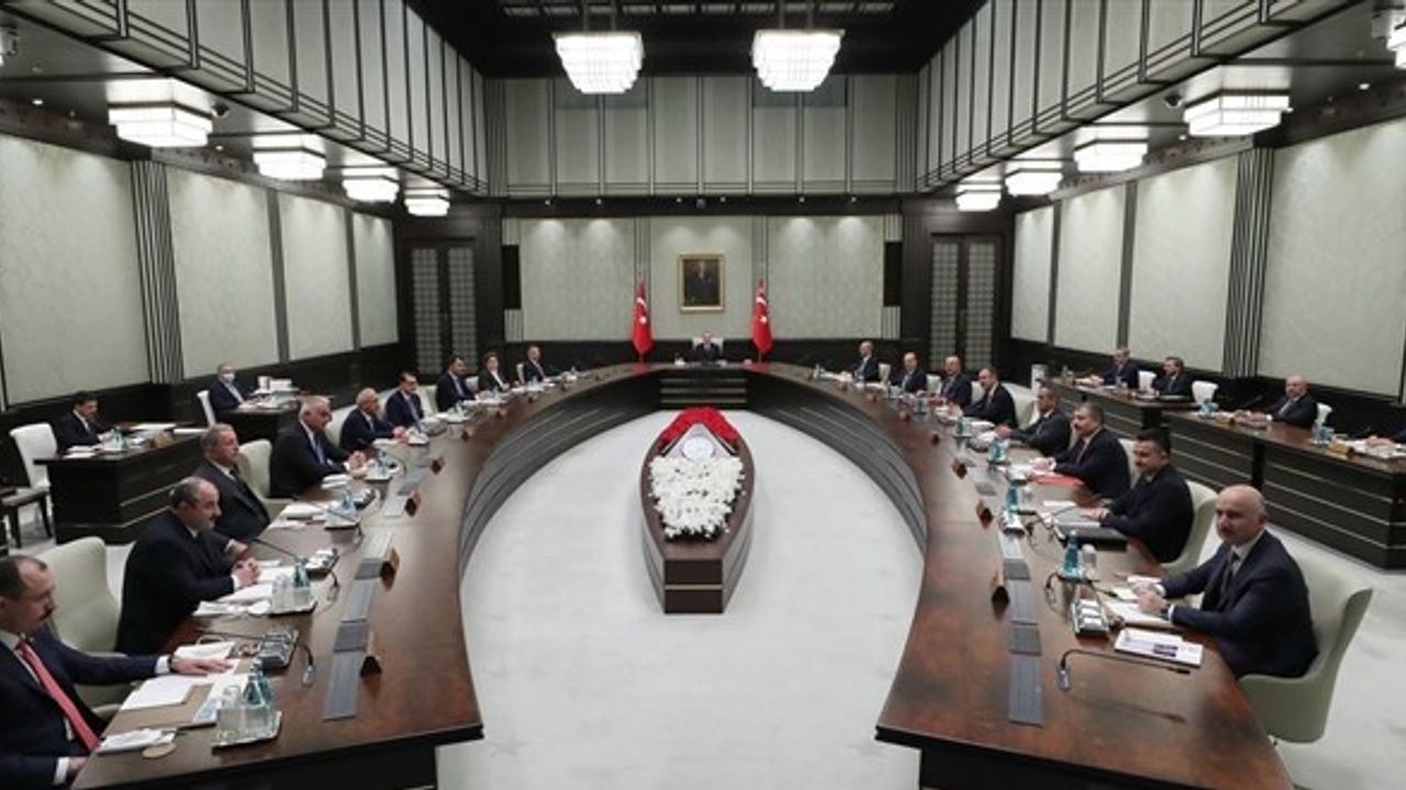 Cumhurbaşkanı Erdoğan kabineyi topluyor: Enflasyon için yeni adımlar masada
