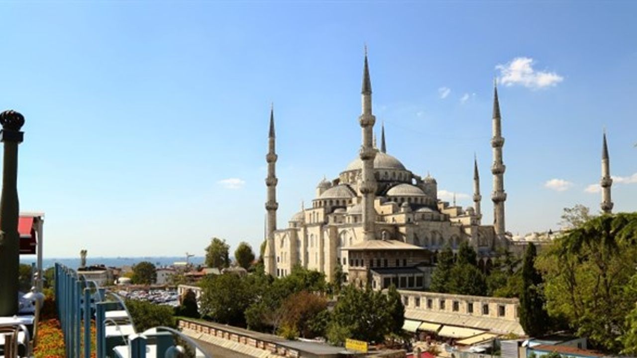 İstanbul Valiliği'nden Sultanahmet Meydanı açıklaması