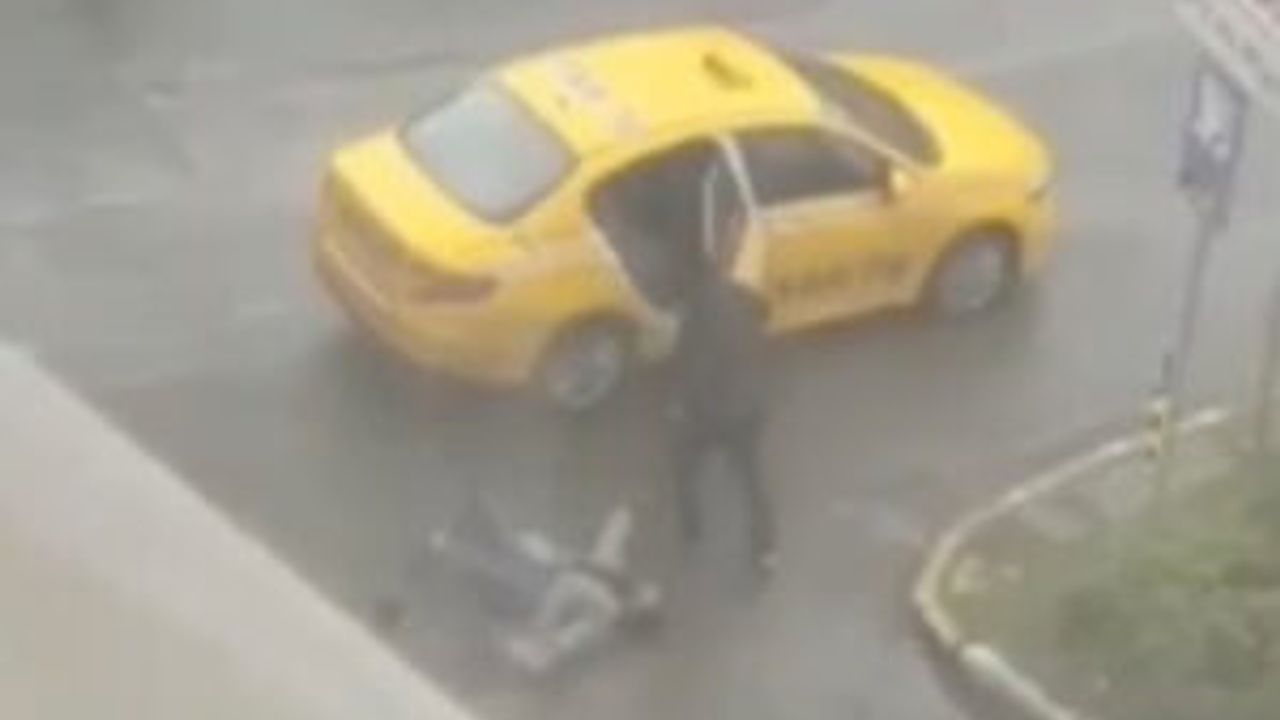Taksi şoförü kadın turiste dehşeti yaşattı! Kafasını cama vurup sürükledi