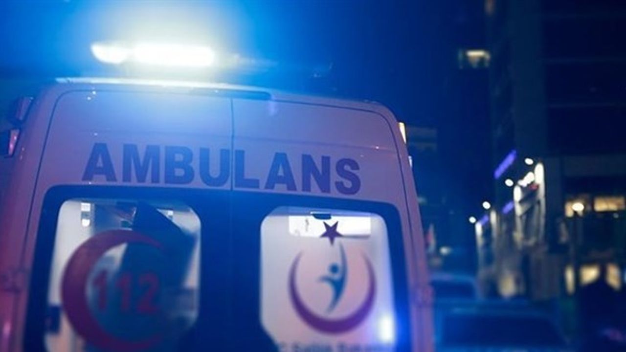Uşak'ta evde çıkan yangında karı kocadan biri öldü, diğeri yaralandı