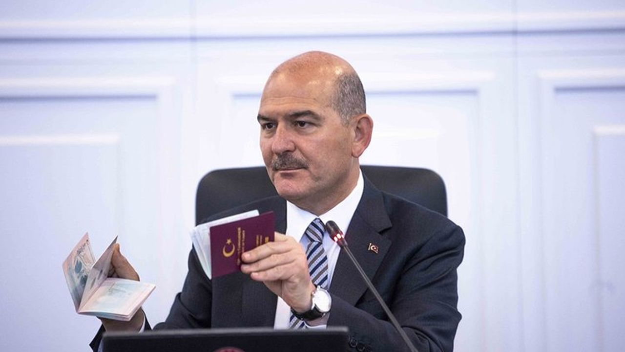 Yeni pasaportlardaki Ayasofya detayı Yunanistan'ı karıştırdı! Medyada kışkırtan sözler...