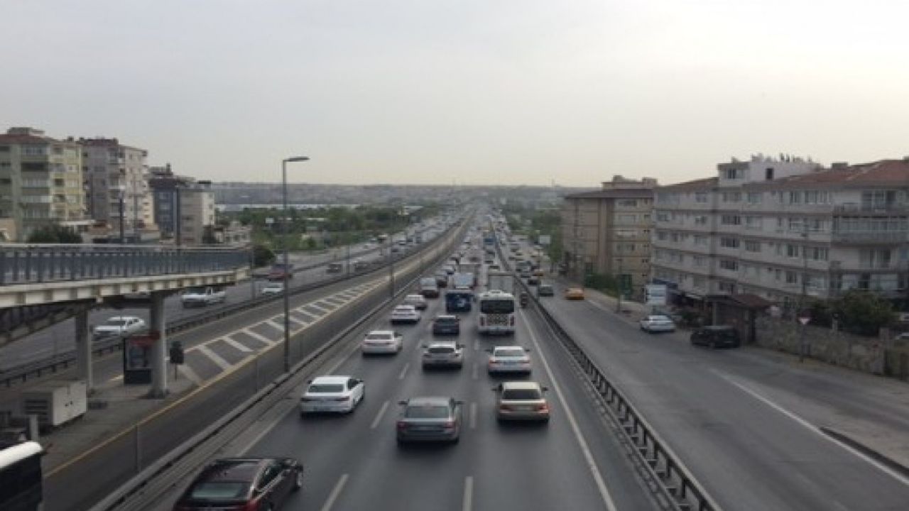 İstanbul'da bazı yollar yarın trafiğe kapatılacak