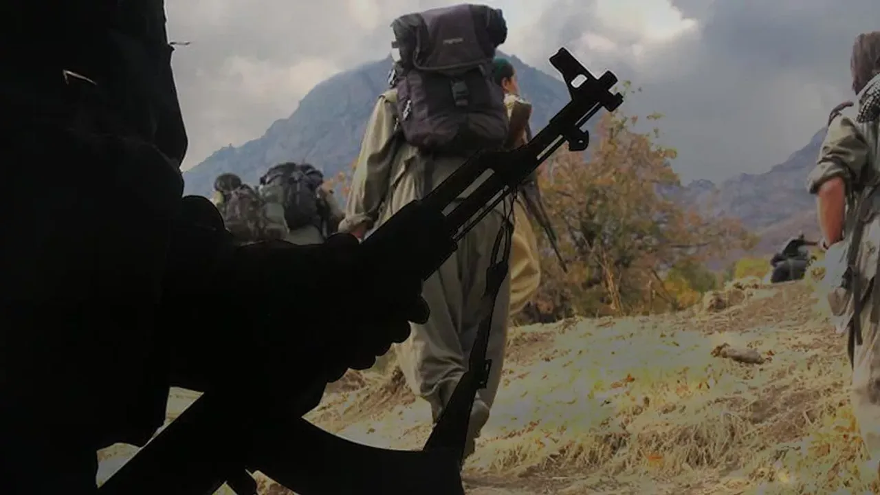 Aşiretten YPG/PKK'lı teröristlere silahlı baskın! 2 nokta ele geçirildi