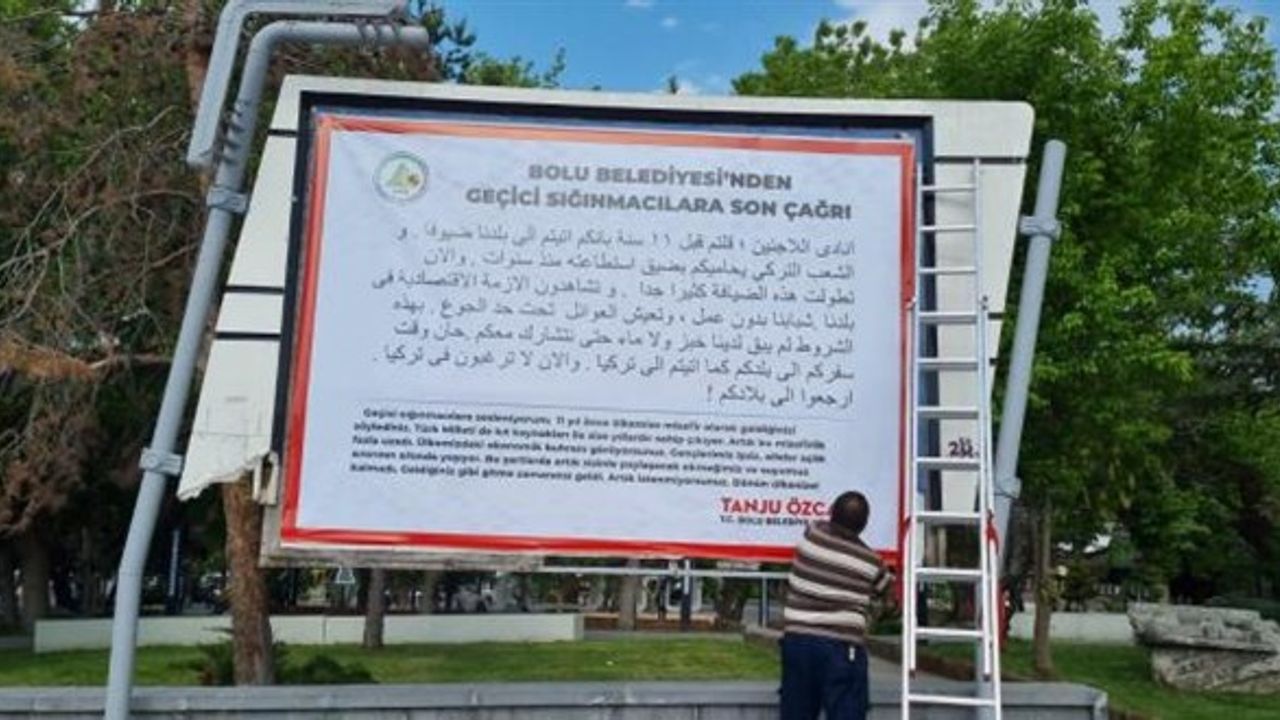 Bolu Belediyesinin afişleri kaldırılıp soruşturma başlatıldı