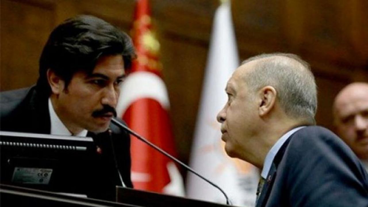 Cumhurbaşkanı Erdoğan herkesin önünde Özkan'ı azarlamış: Saçma sapan programlara çıkıyorsun