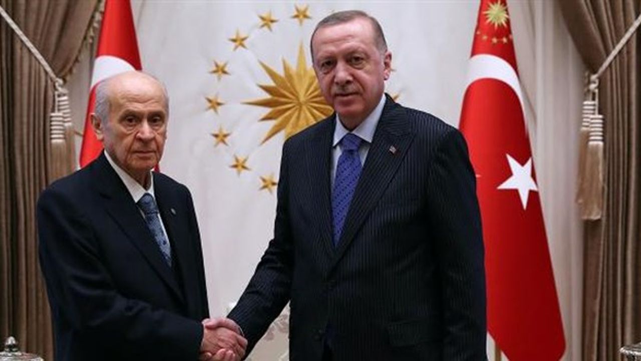 Cumhurbaşkanı Erdoğan, MHP Genel Başkanı Devlet Bahçeli ile bugün Cumhurbaşkanlığı Külliyesi'nde görüşecek