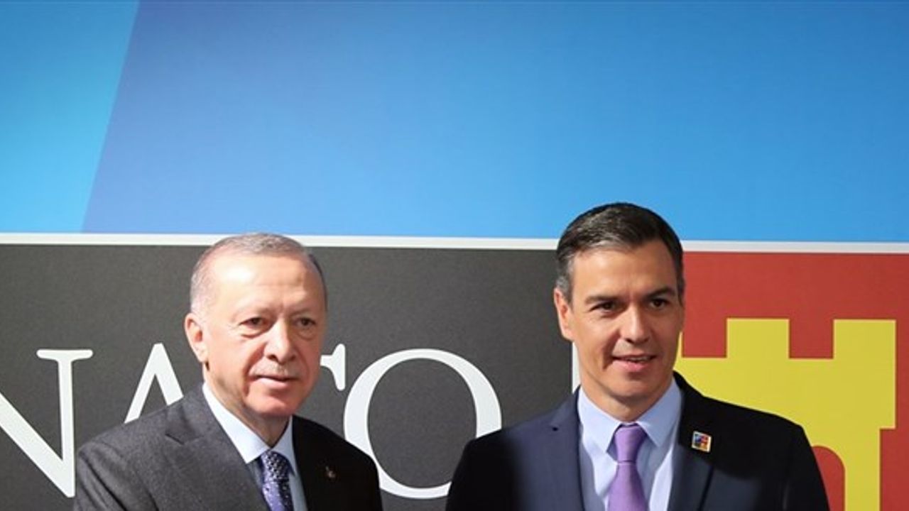 Cumhurbaşkanı Erdoğan İspanya Başbakanı Sanchez ile görüşmede