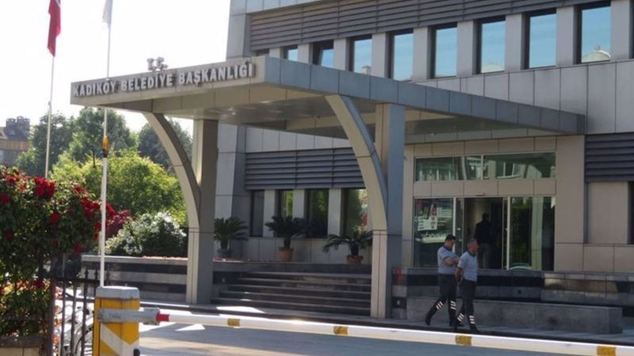 Kadıköy Belediyesi'ne haciz: Borç 2,2 milyon lira