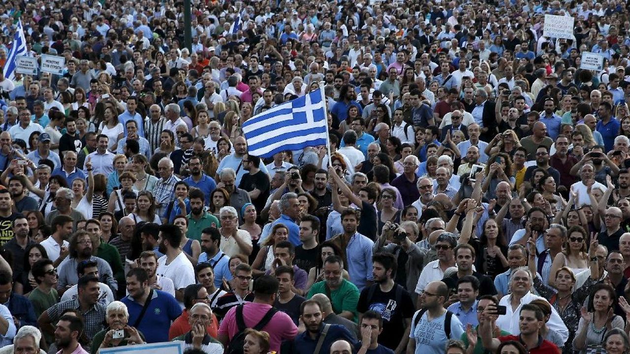 Yunanistan’da çarpıcı anket: Türkiye hakkında ne düşünüyorlar?