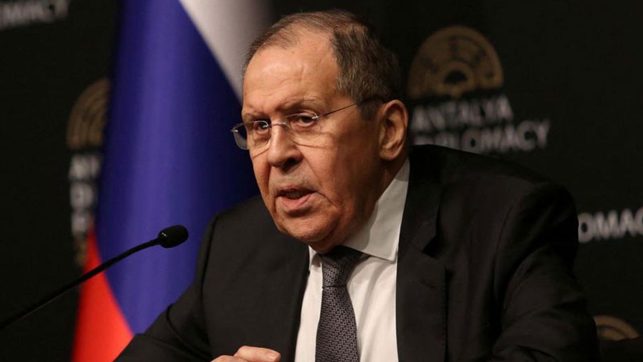 Lavrov: ABD ve İngiltere Rusya ile Avrupa arasında gerçek bir savaş istiyor