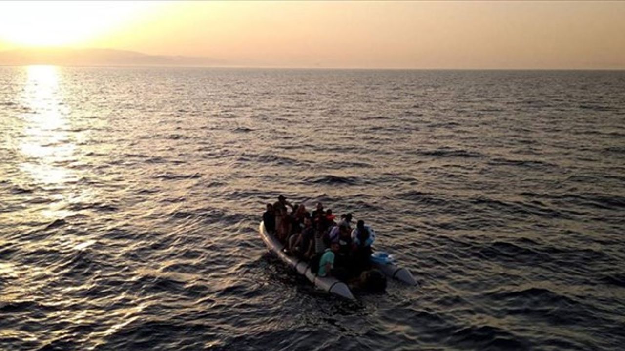 İzmir'de 143 düzensiz göçmen yakalandı