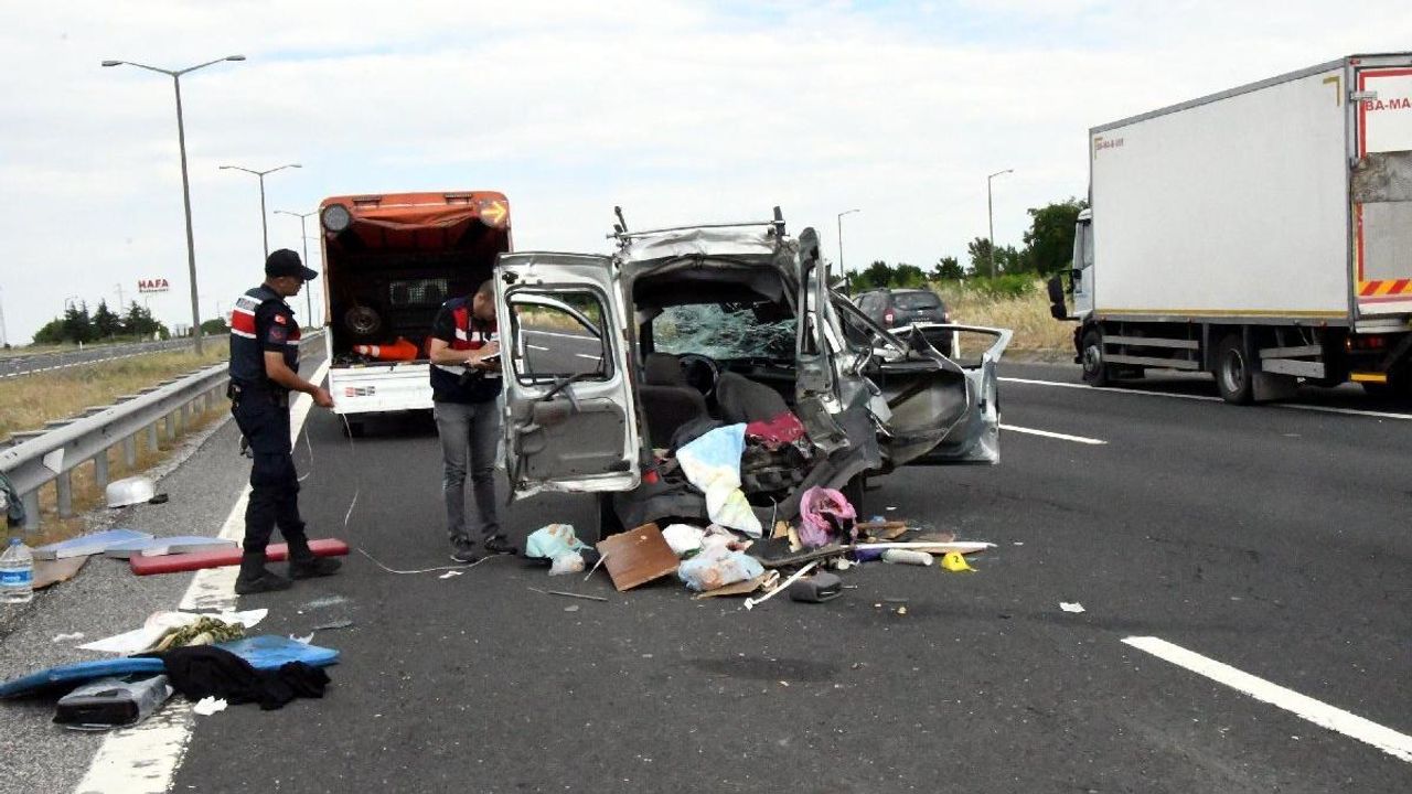Bayram tatilinde gerçekleşen kazalar sonucu 25 kişi hayatını kaybetti