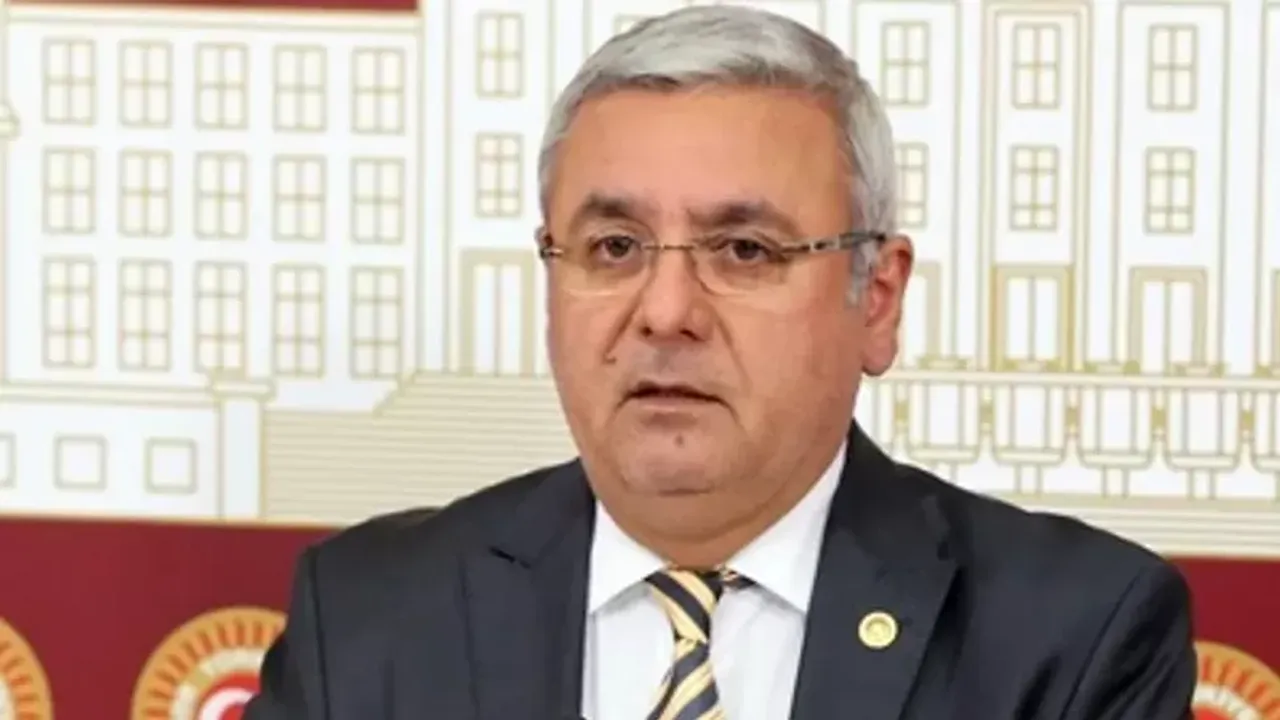 Mehmet Metiner’den Milli Eğitim Bakanı Özer’e Kürtçe öğretmen çağrısı