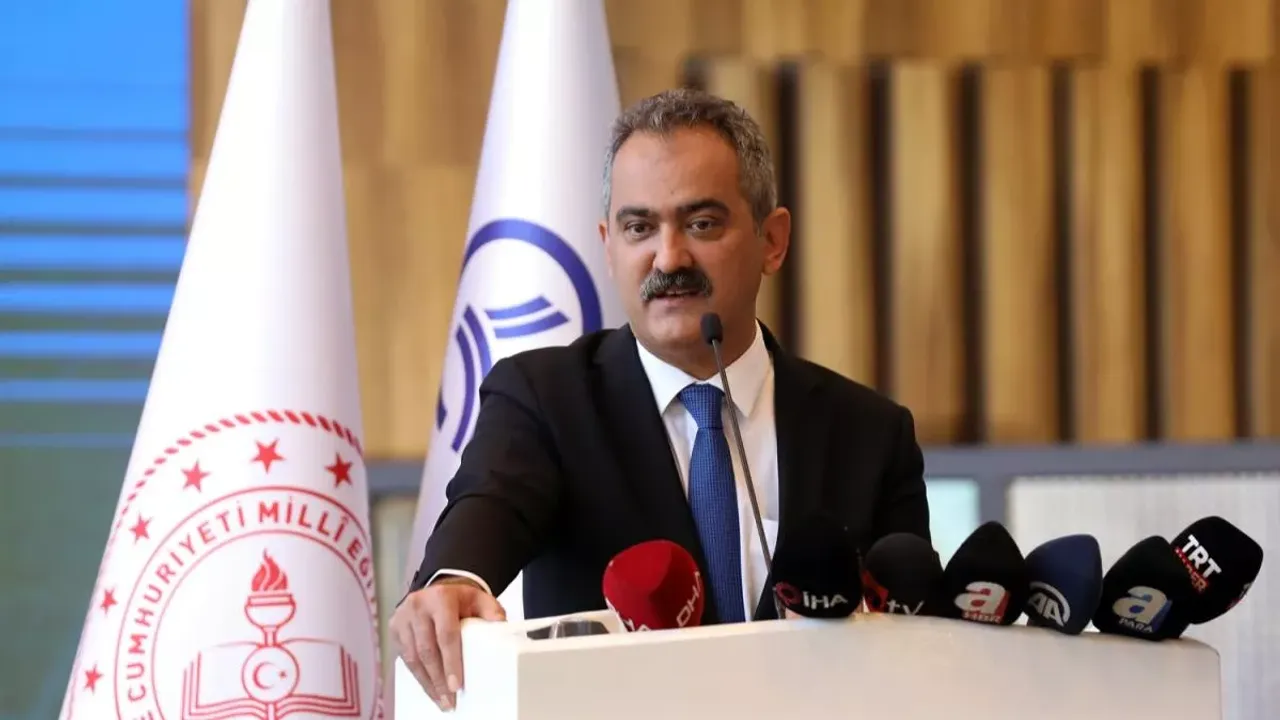 Milli Eğitim Bakanı Mahmut Özer: Türkiye'deki genç işsizliği azaltacağız