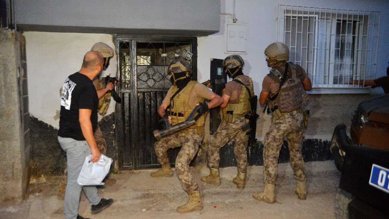 Adana düzenlenen IŞİD operasyonunda 5 kişi gözaltına alındı