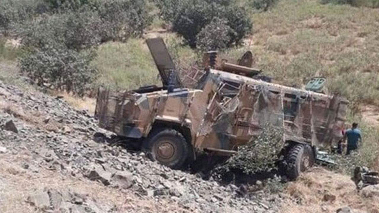 Şırnak'ta askeri araç şarampole devrildi! 10 asker yaralandı