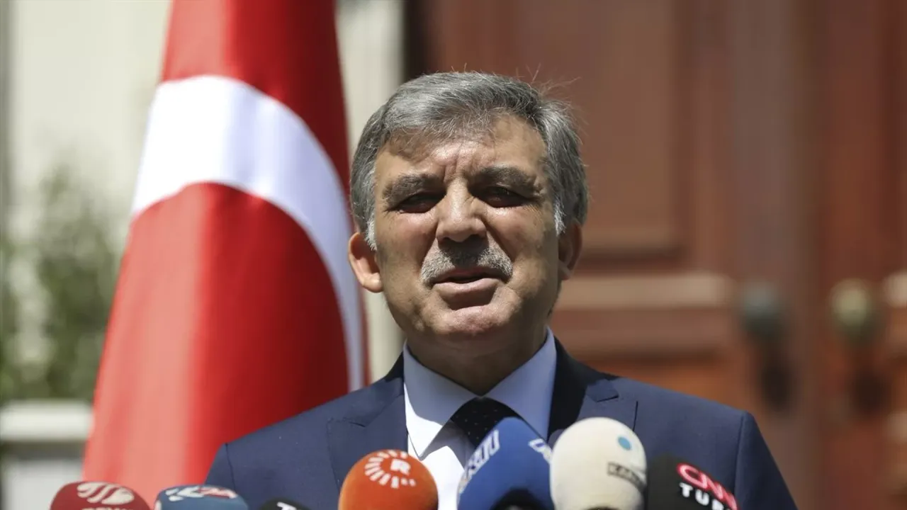 11. Cumhurbaşkanı Abdullah Gül: Cumhurbaşkanı olduğum süre boyunca, katılmam gereken tüm milli bayramlara katıldım