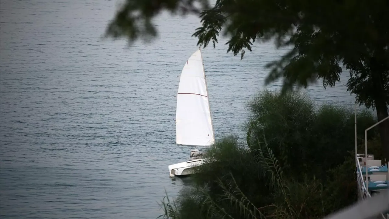 Adana'da yelkenli tekne alabora oldu: 1 kişi kayıp