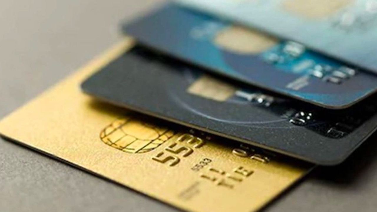 Vatandaşın harcamalarında kartlı ödeme yüzde 109 arttı