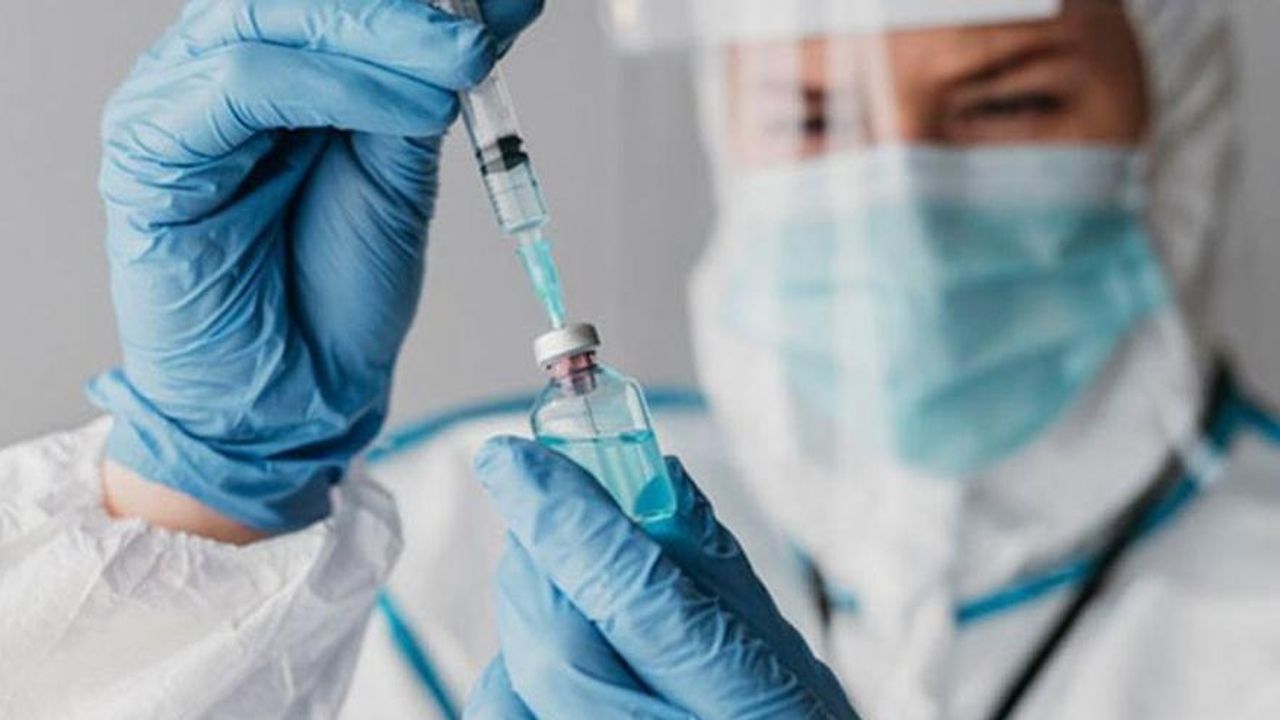 Önemli araştırma! Koronavirüste 4. doz aşılar ölüm riskini yüzde 54 oranında azaltıyor