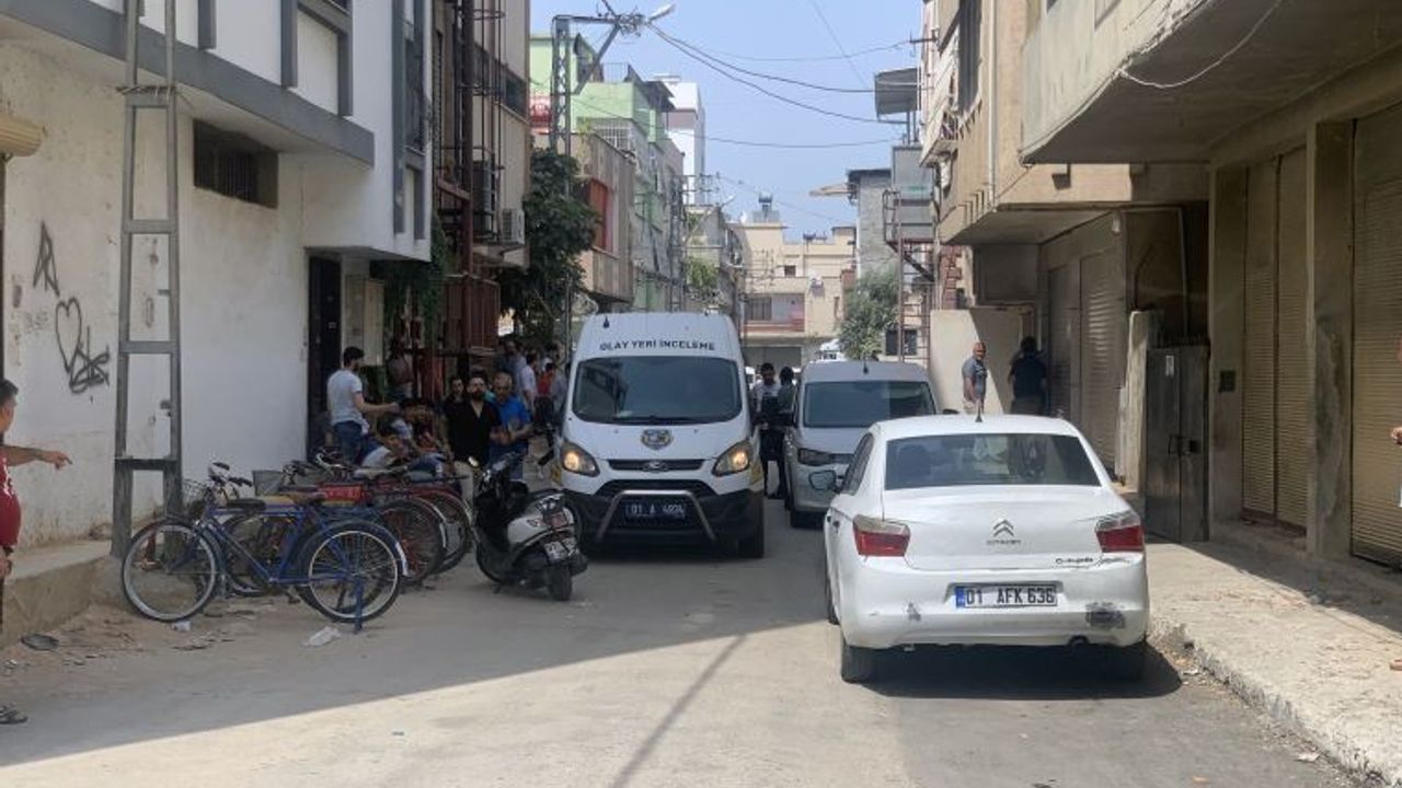 Adana'da sokağa açılan rasgele ateşte 2 kişi yaralandı