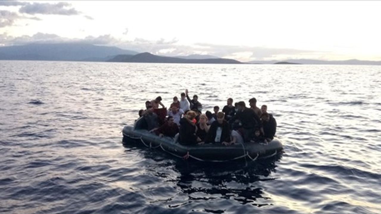 Muğla açıklarında 120 düzensiz göçmen yakalandı