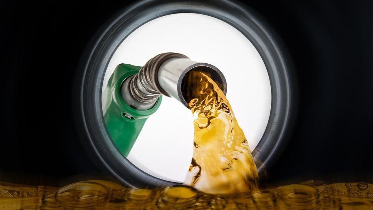 Suudi bakanın açıklamalarının ardından brent petrol yükselişe geçti