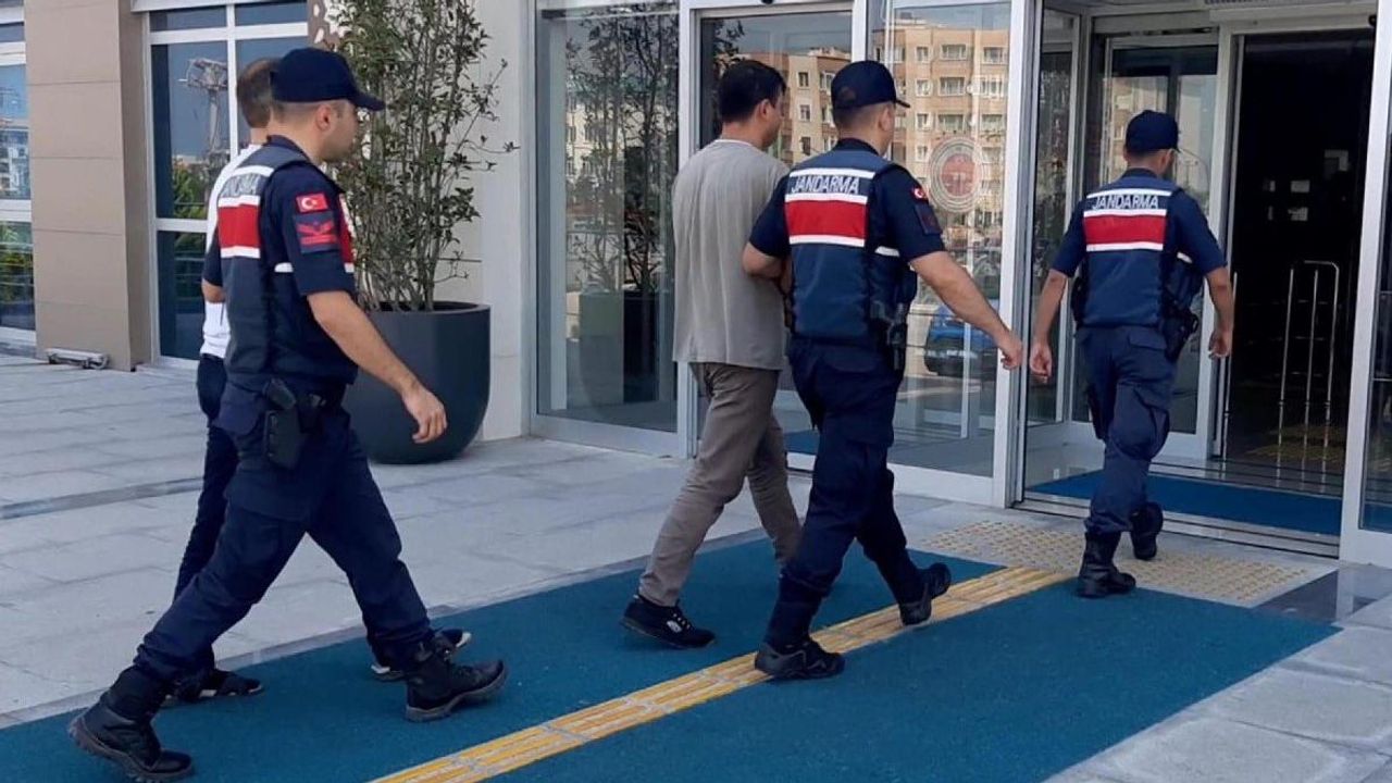 Midilli’ye kaçma hazırlığındaki 2 FETÖ şüphelisi tutuklandı