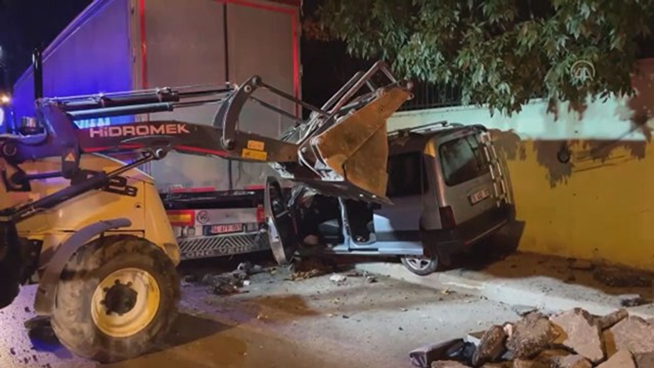İstanbul'da korkutan kaza: 4 kişi yaralandı