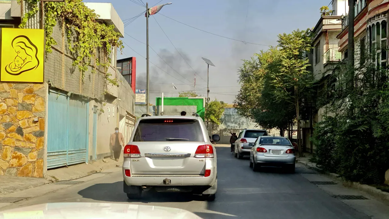 Afganistanda camiye yapılan bombalı saldırı sonucu 29 kişi öldü