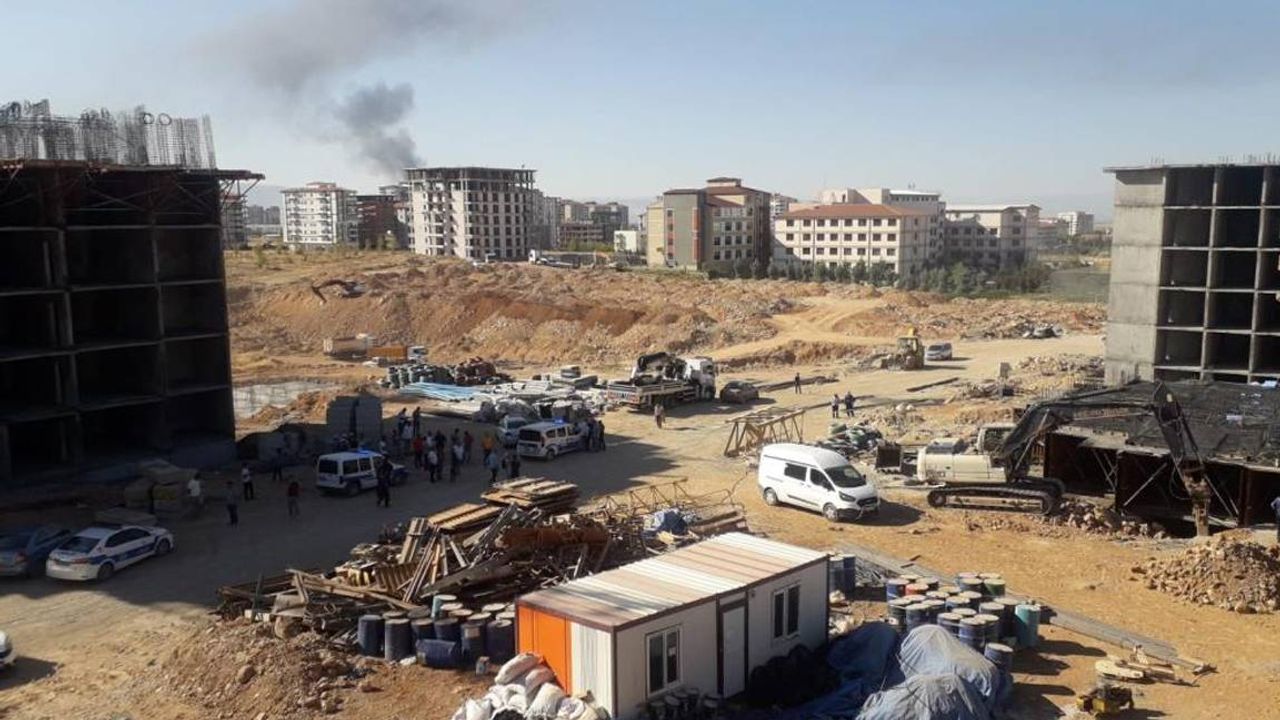Malatya'da inşaat kazası: 4 işçi yaralandı