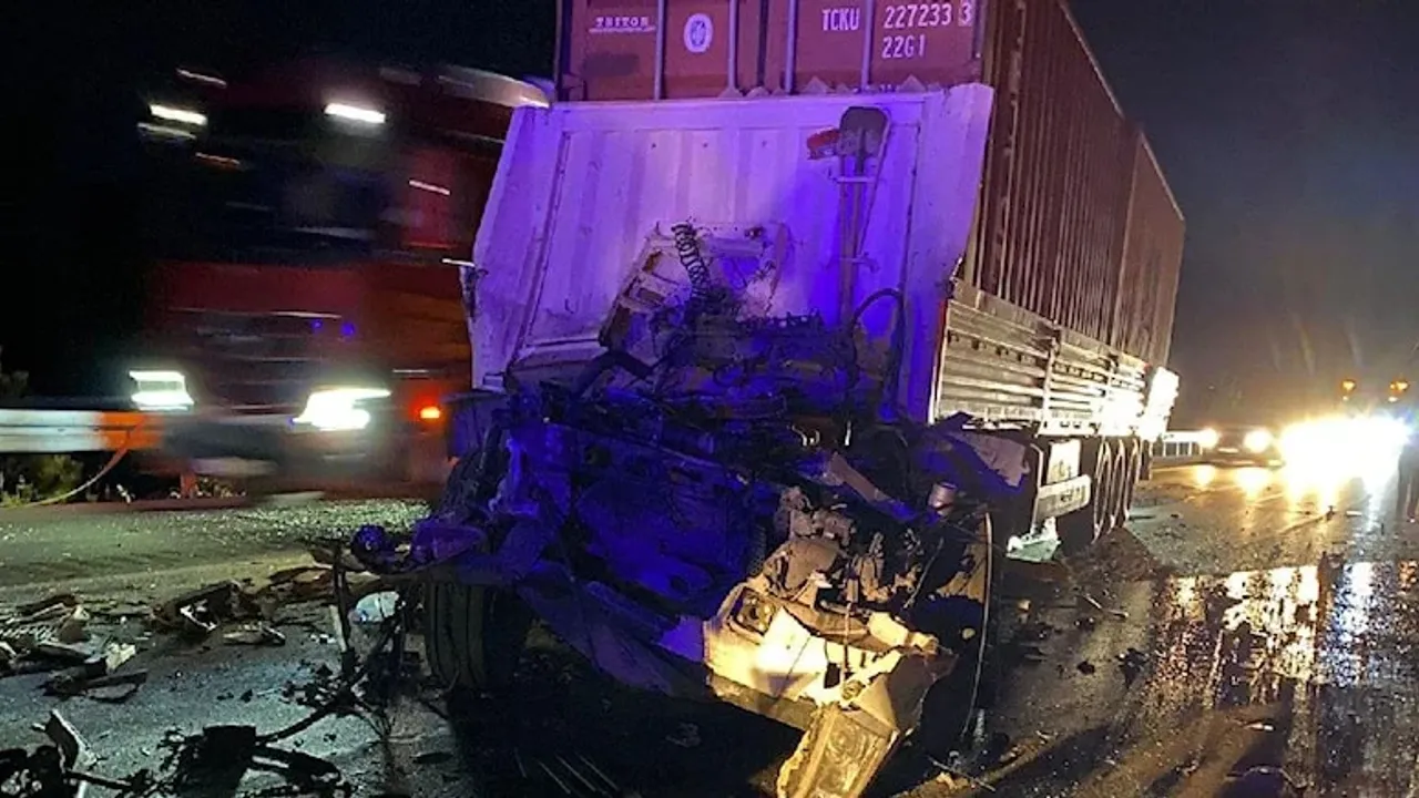 Isparta’da korkunç trafik kazası: 2 kişi hayatını kaybetti