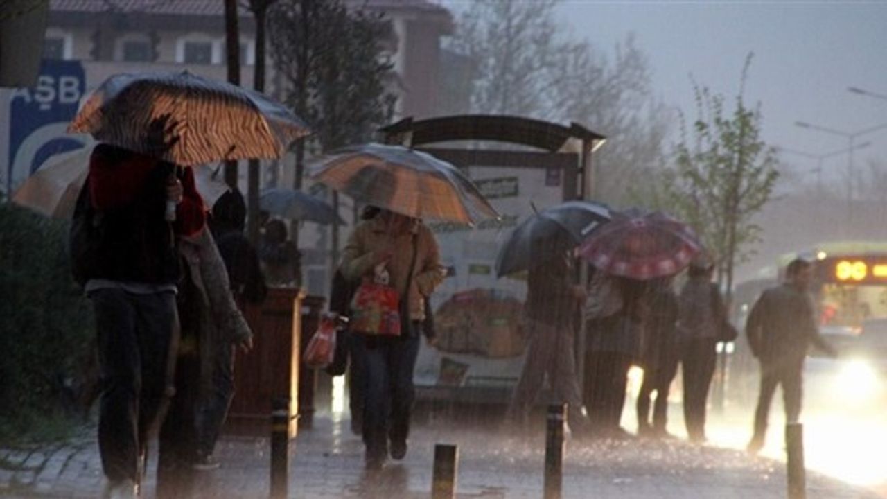 Meteoroloji duyurdu: Birçok il için sağanak yağış bekleniyor!
