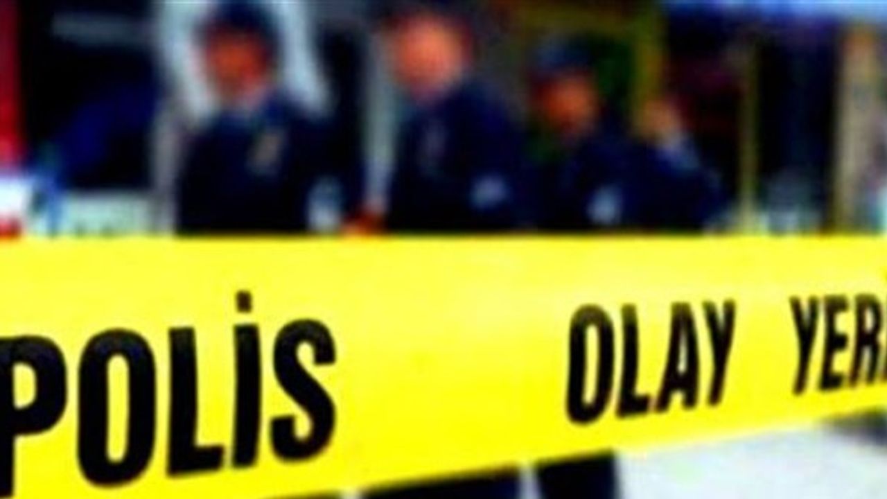 İstanbul'da polise silahlı saldırı! Durdurdukları 2 kişi polisi silahla vurdu