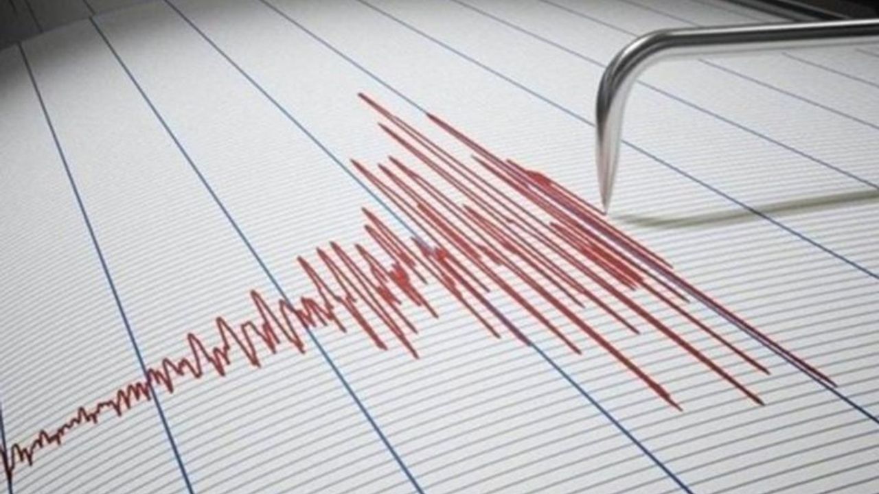 Ege'de 3.9 büyüküğünde deprem!