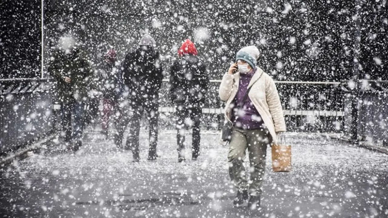 Meteroloji tarih verdi! İstanbul’a kar geliyor…